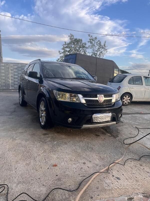 Usata Fiat Freemont 170 CV (125 kW) 2013 Nero SUV