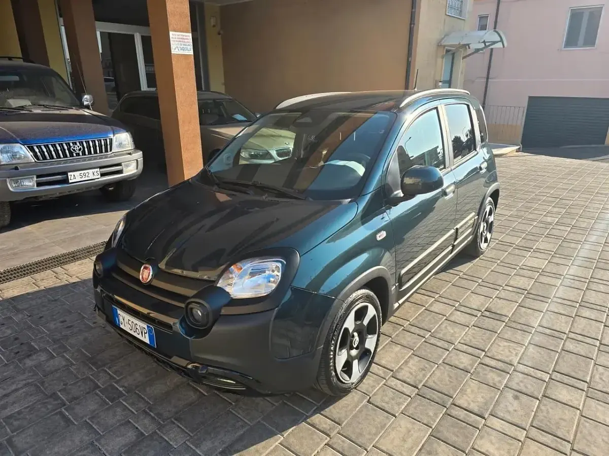 Usata Fiat Panda S 70 CV (51 kW) 2024 Verde Utilitaria