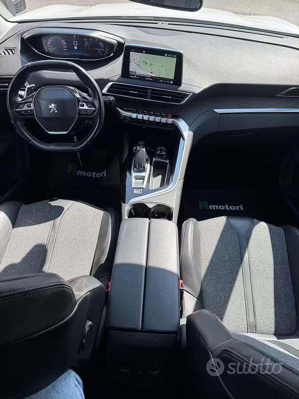Usata Peugeot 3008 Allure 131 CV (96 kW) 2019 Bianco Station wagon
