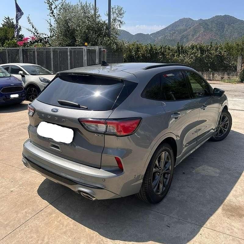 Usata Ford Kuga ST-Line 120 CV (88 kW) 2021 Grigio SUV