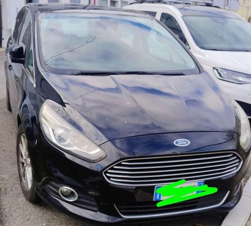 Usata Ford S-MAX Business Edition 150 CV (110 kW) 2016 Monovolume