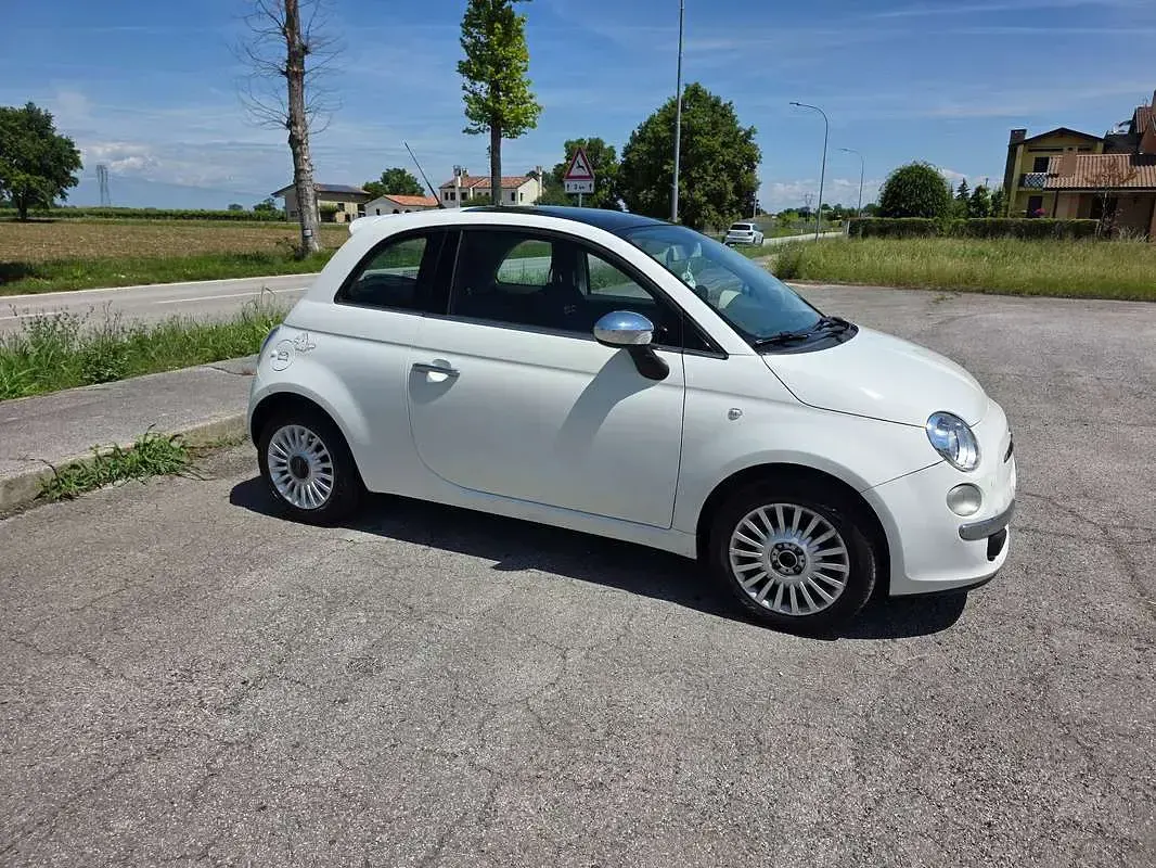 Usata Fiat 500 Pop 69 CV (50 kW) 2007 Bianco Utilitaria