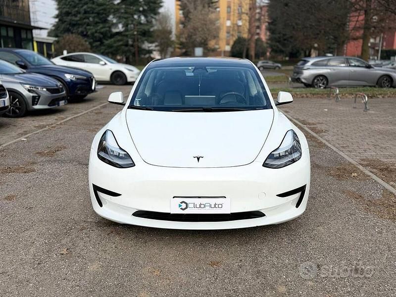 Usata Tesla Model 3 Standard Range 239 kW (325 CV) 2020 Bianco Berlina
