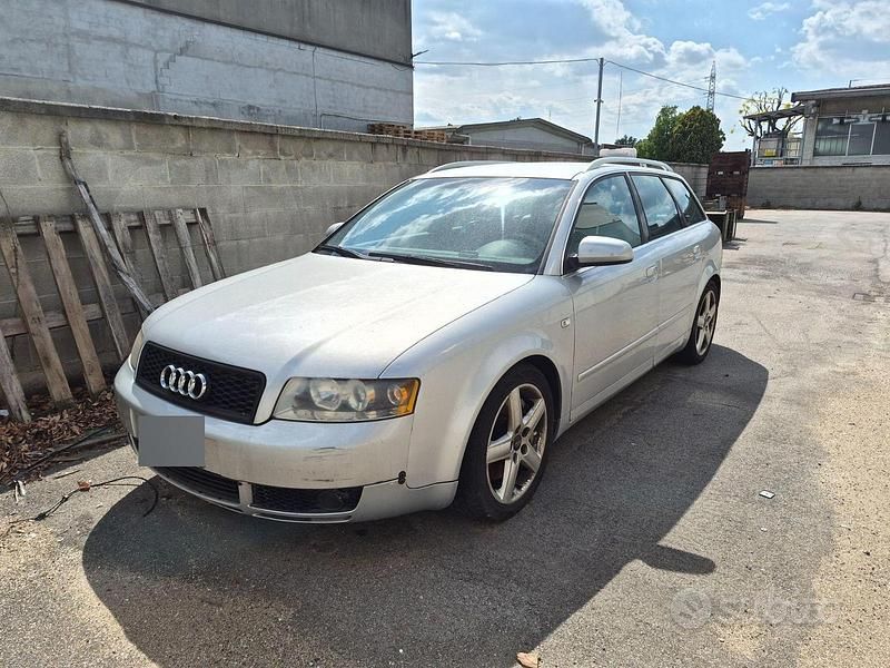 Usata Audi A4 163 CV (119 kW) 2004 Grigio Station wagon