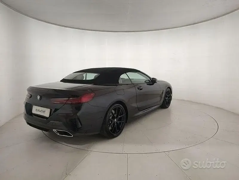 Usata BMW 840 320 CV (235 kW) 2021 Bluazzurro Cabrio