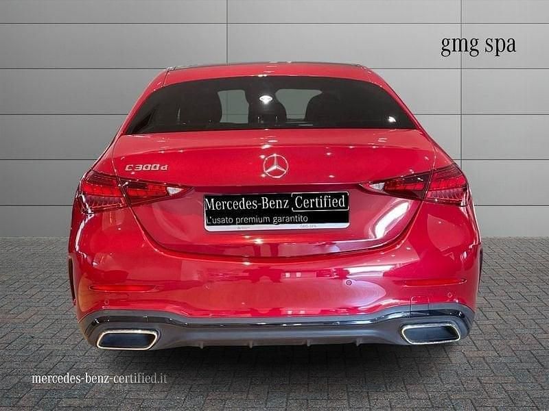 Usata Mercedes C300 Premium 265 CV (194 kW) 2023 Rosso Utilitaria
