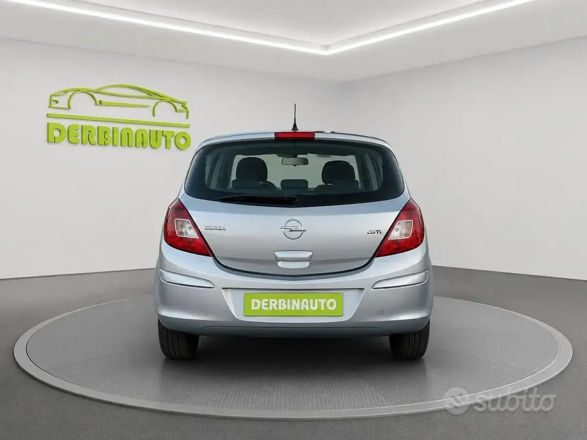 Usata Opel Corsa Club 75 CV (55 kW) 2008 Grigio Utilitaria