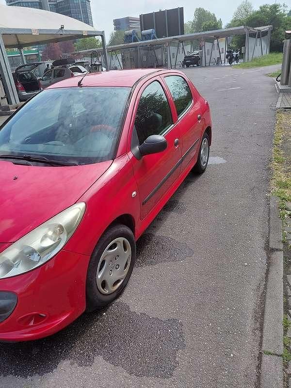 Usata Peugeot 206 60 CV (44 kW) 2009 Berlina