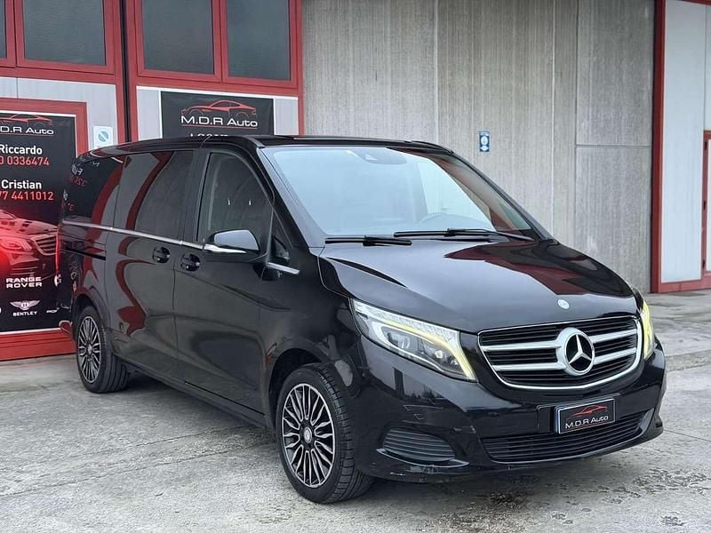Usata Mercedes V220 163 CV (119 kW) 2014 Nero Monovolume