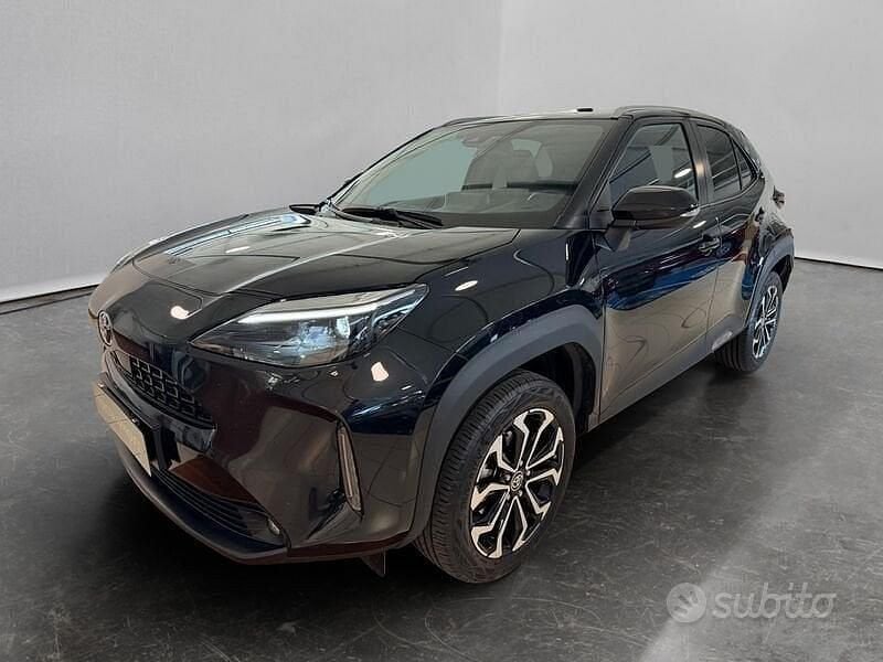 Nero Usata 2021 Toyota Yaris Cross Trend SUV | 16.900 € (Super prezzo) - Immagine 1/3