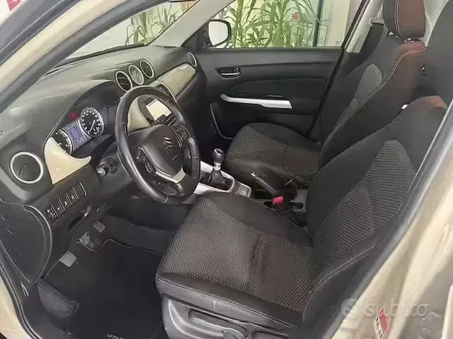 Usata Suzuki Vitara 120 CV (88 kW) 2017 SUV