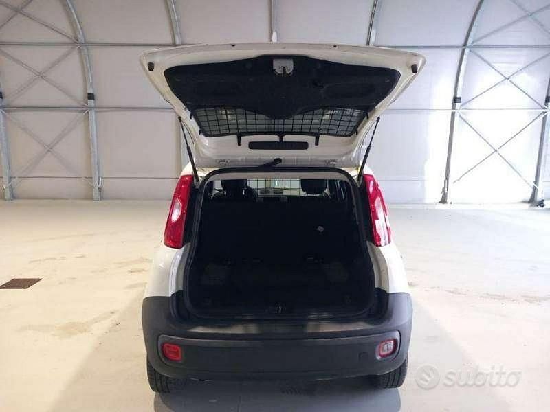 Usata Fiat Panda Pop 69 CV (50 kW) 2018 Bianco Utilitaria