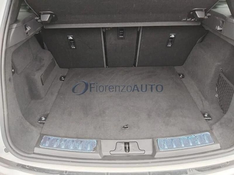 Usata Land Rover Range Rover evoque R-Dynamic 149 CV (109 kW) 2019 Bianco SUV