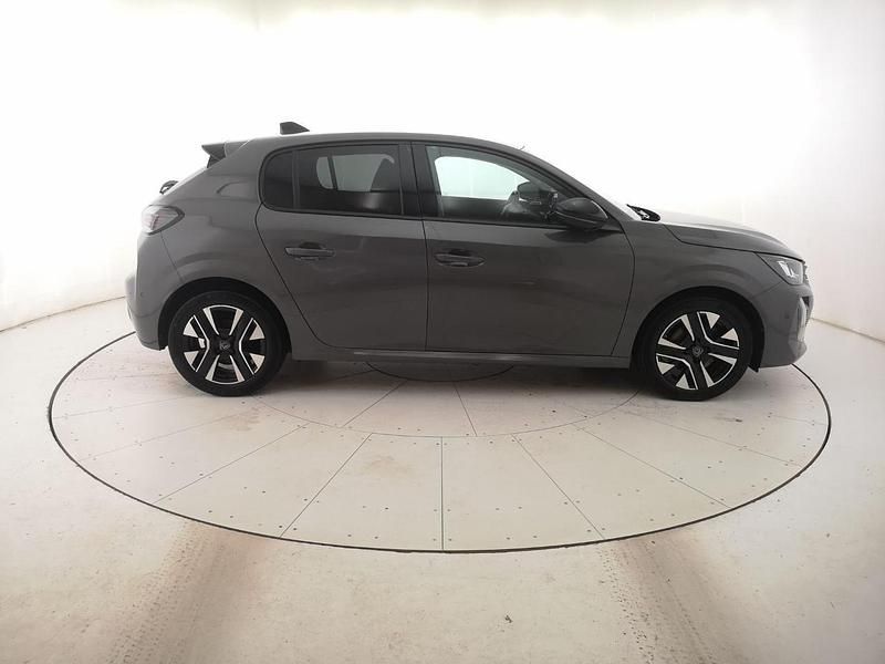 Usata Peugeot 208 Allure 101 CV (74 kW) 2024 Grigio Utilitaria