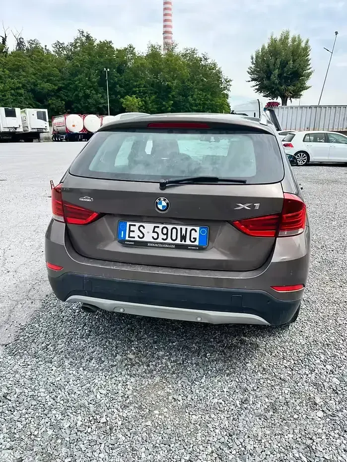 Usata BMW X1 143 CV (105 kW) 2013 Marrone SUV