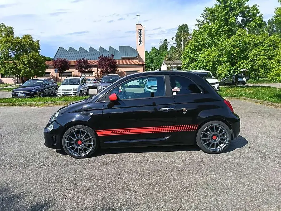 Usata Abarth 595 145 CV (106 kW) 2018 Nero Utilitaria