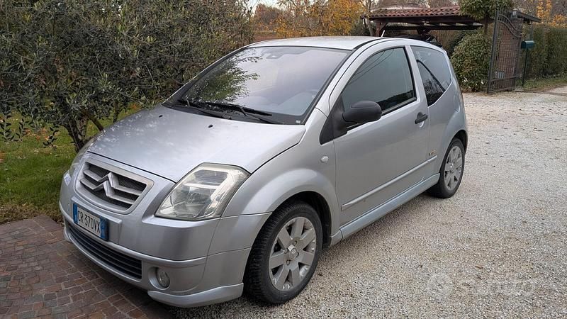 Grigio Usata 2004 Citroën C2 VTR Sport Due volumi | 1000 € (Super prezzo) - Immagine 1/4