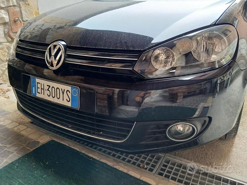 Usata VW Golf VI 105 CV (77 kW) 2011 Nero Utilitaria