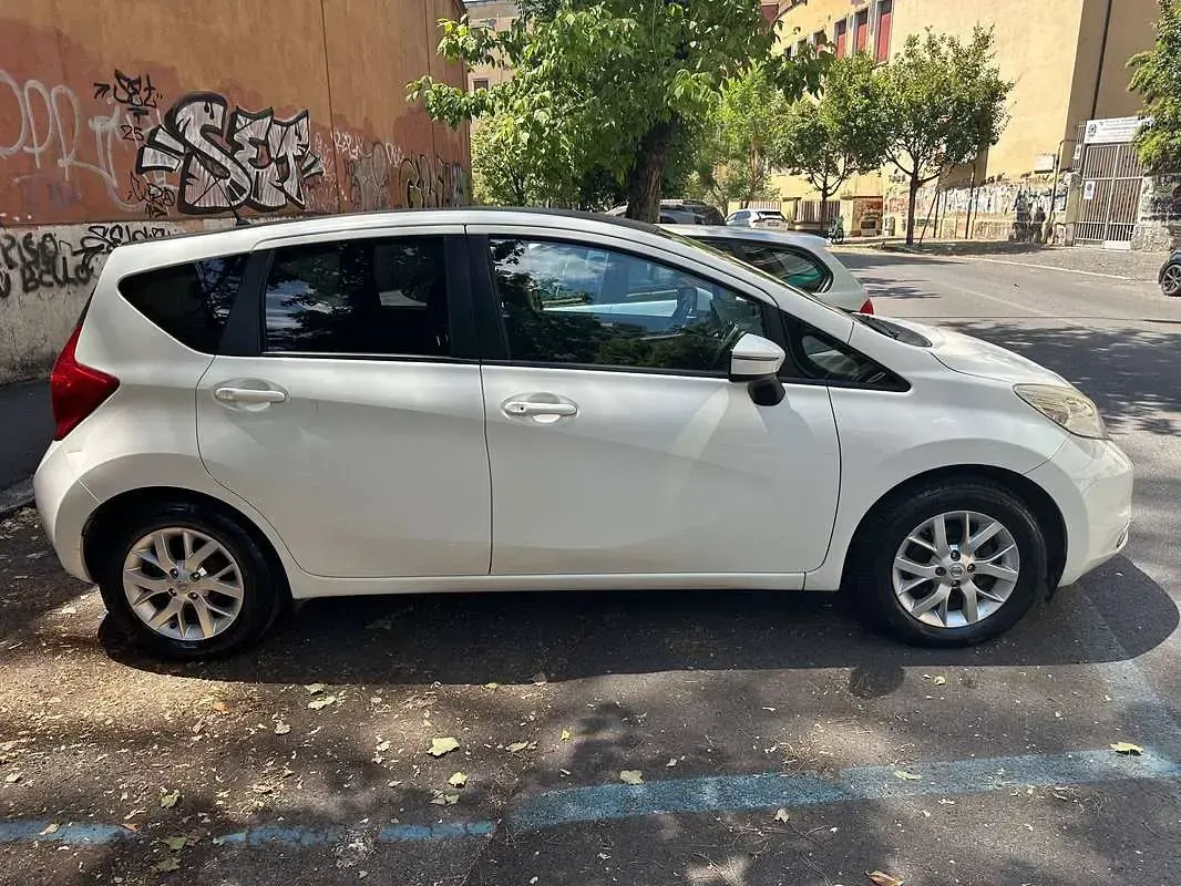 Usata Nissan Note Acenta 90 CV (66 kW) 2016 Bianco Utilitaria