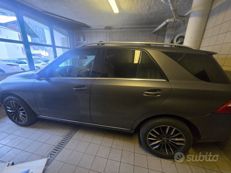 Usata Mercedes ML350 Premium 306 CV (225 kW) 2013 Nero SUV