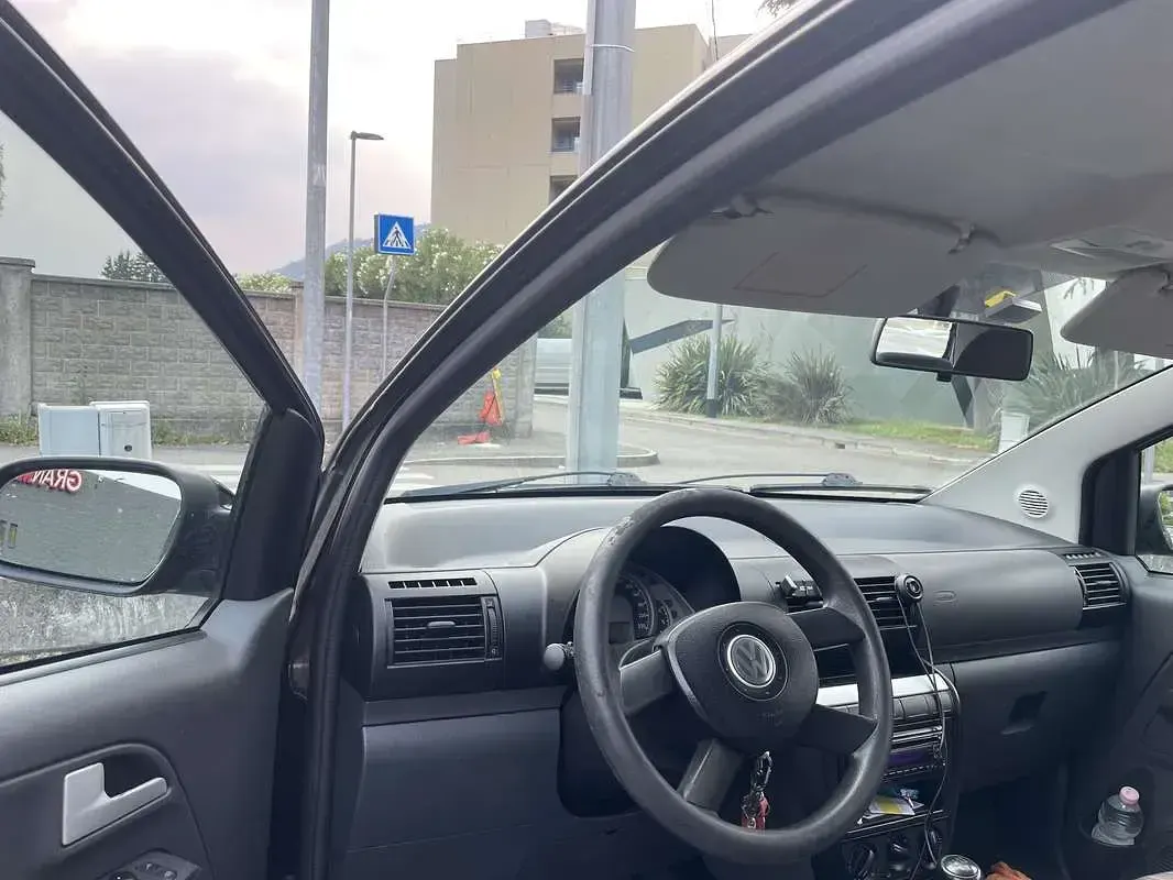 Usata VW Fox Sport 75 CV (55 kW) 2005 Utilitaria