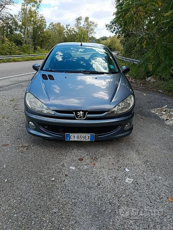 Usata Peugeot 206 68 CV (50 kW) 2006 Berlina