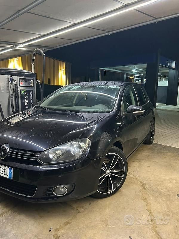 Usata VW Golf VI 110 CV (80 kW) 2011 Nero Utilitaria