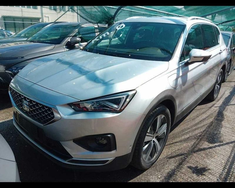 Usata Seat Tarraco 150 CV (110 kW) 2023 Argento SUV