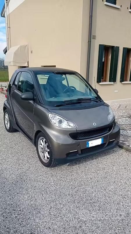 Begagnad Smart ForTwo Coupé 71 HK (52 kW) 2009 Brun Sportkupé