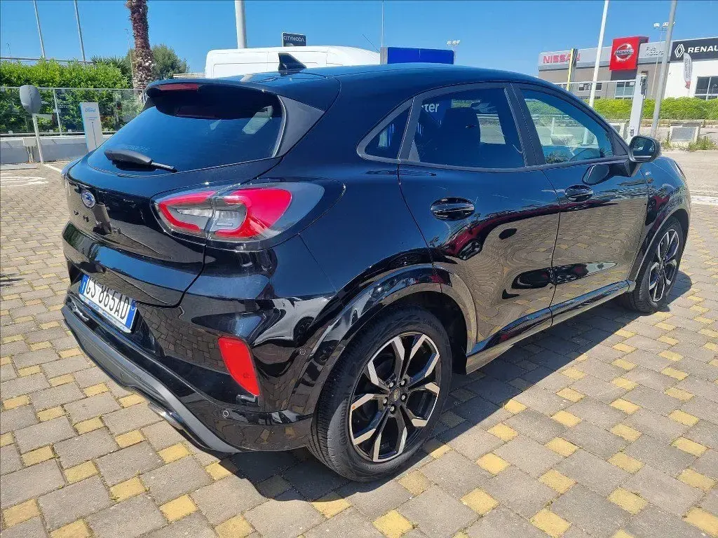 Second-hand Ford Puma ST-Line X 125 CP (91 kW) 2024 Negru SUV
