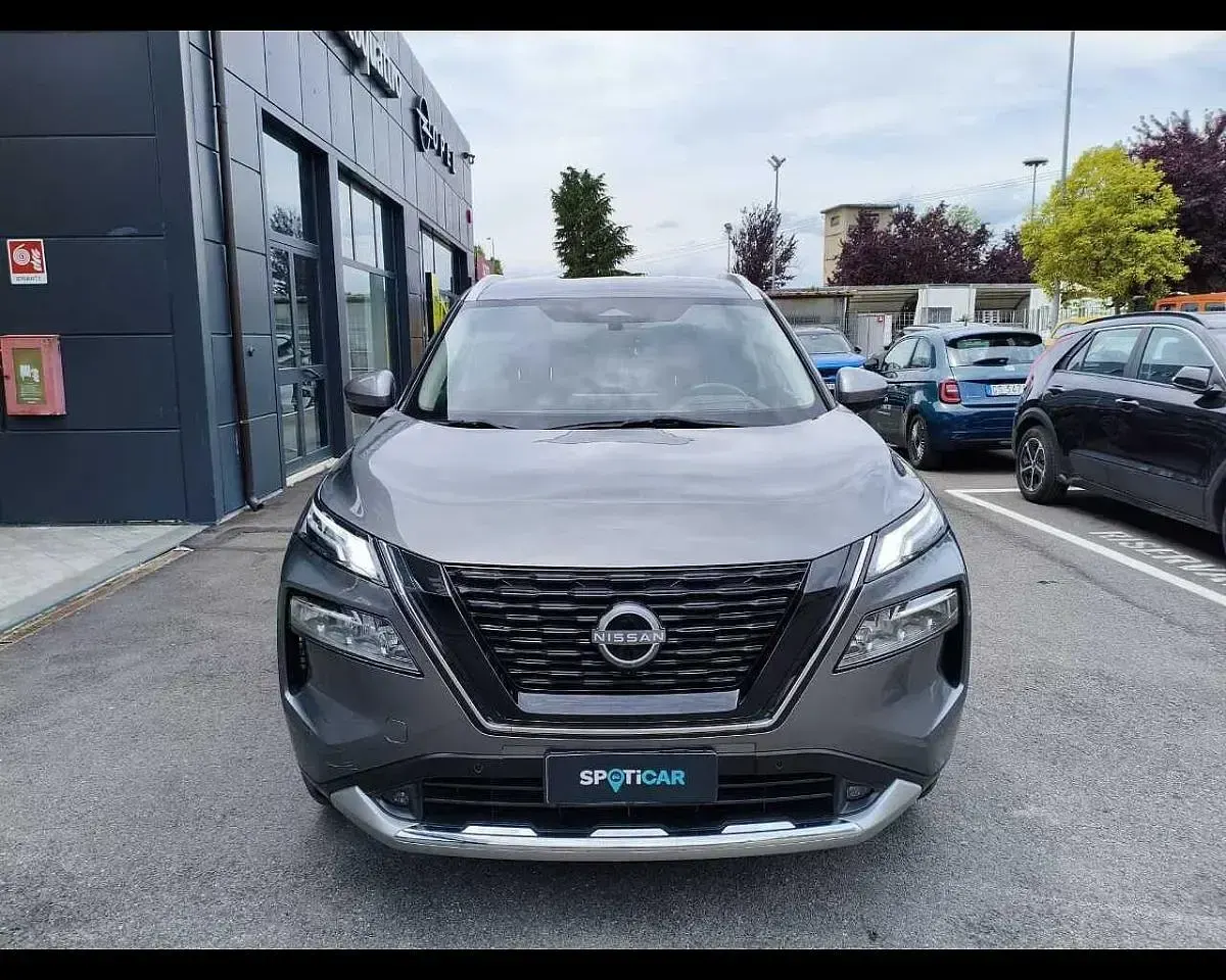 Usata Nissan X-Trail Tekna 158 CV (116 kW) 2024 Grigio SUV