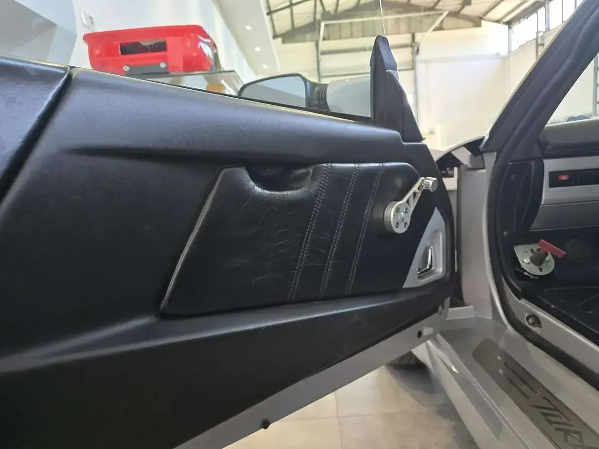 Usata Opel Speedster 200 CV (147 kW) 2003 Argento Cabrio