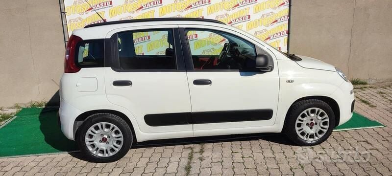 Usata 2014 Fiat Panda Due volumi | 8590 € (Cara) - Immagine 1/4