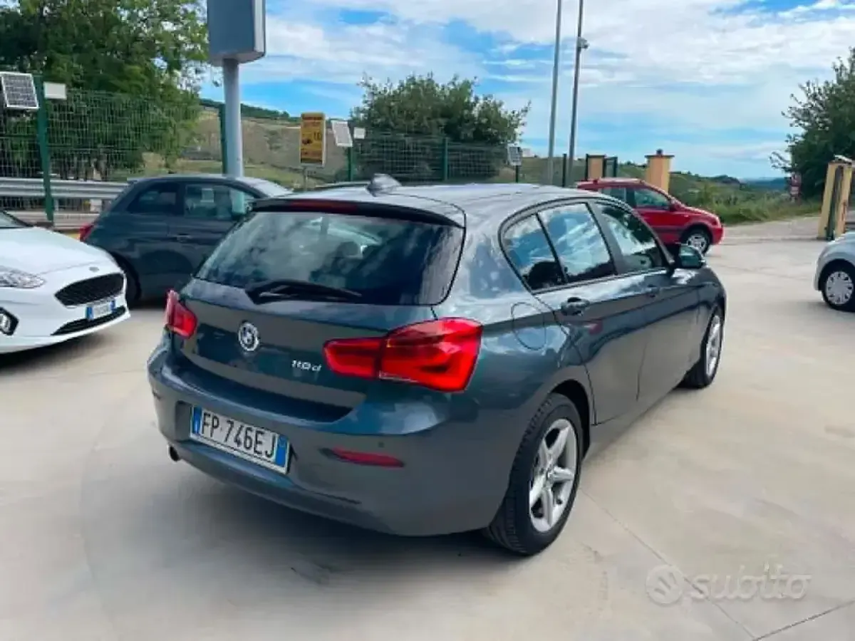 Usata BMW 118 150 CV (110 kW) 2018 Grigio Berlina
