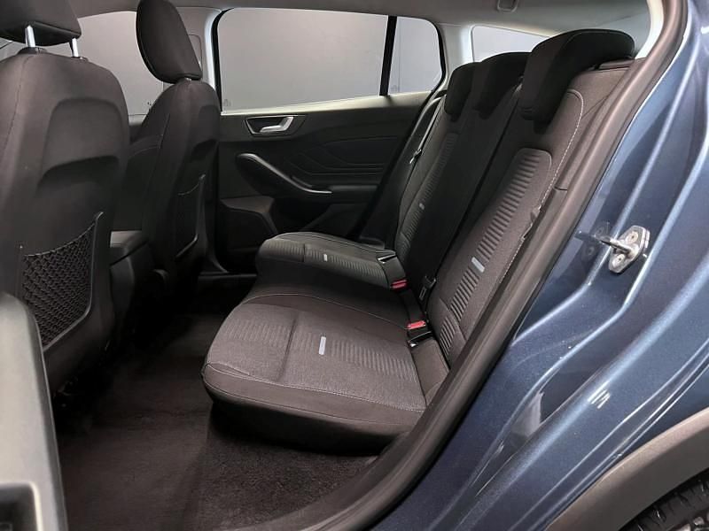 Usata Ford Focus Active 115 CV (84 kW) 2023 Vari colori pastello Station wagon