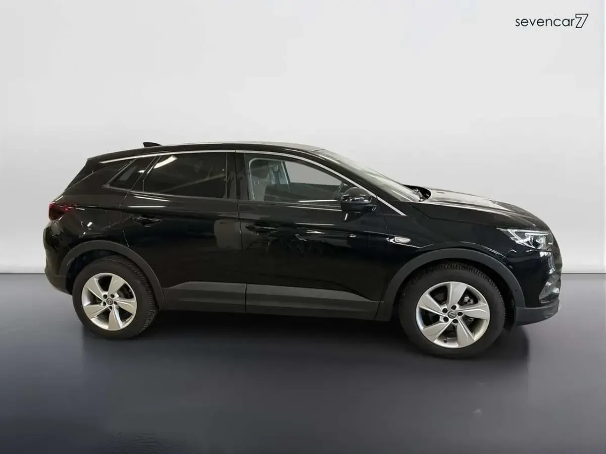 Usata Opel Grandland X Innovation 131 CV (96 kW) 2019 Nero SUV