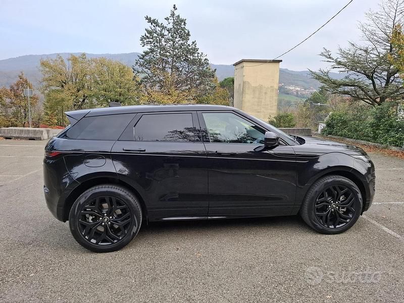 Usata Land Rover Range Rover evoque HSE Dynamic 249 CV (183 kW) 2022 Nero Station wagon