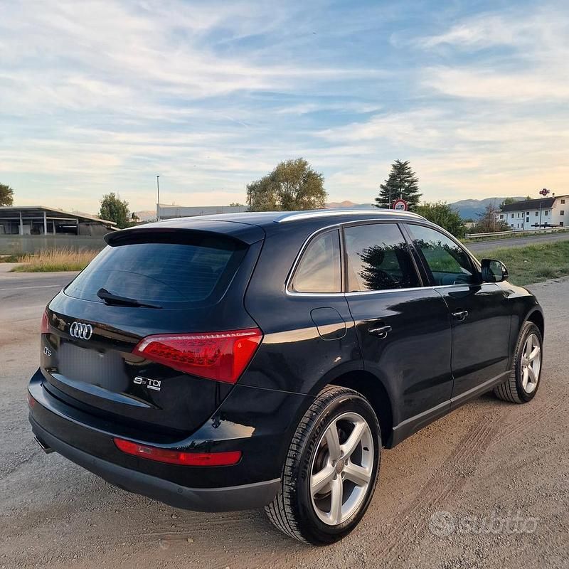 Usata Audi Q5 170 CV (125 kW) 2010 Nero SUV