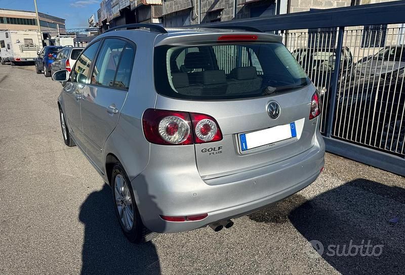 Usata VW Golf Plus Cross 122 CV (89 kW) 2011 Grigio Monovolume