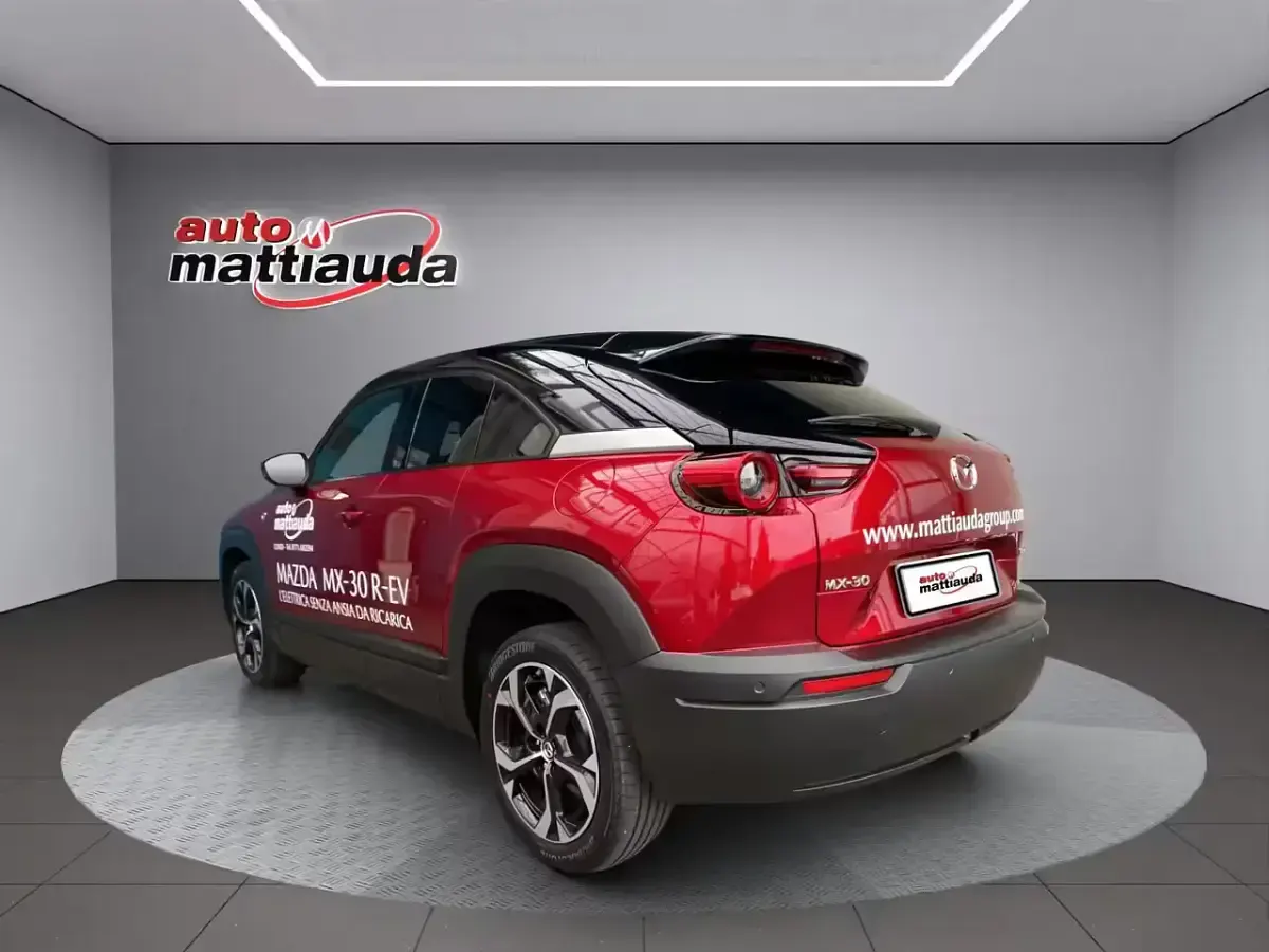 Usata Mazda MX30 Makoto 170 CV (125 kW) 2024 Soul red cristal SUV