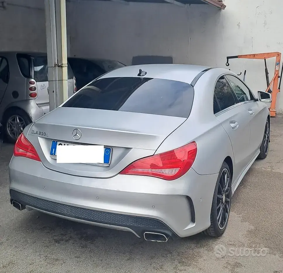 Usata Mercedes CLA200 Premium 136 CV (100 kW) 2016 Grigio Berlina