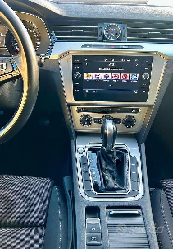 Usata VW Passat 150 CV (110 kW) 2018 Station wagon