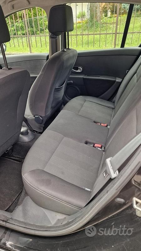 Usata Renault Clio II 2011 Nero Utilitaria