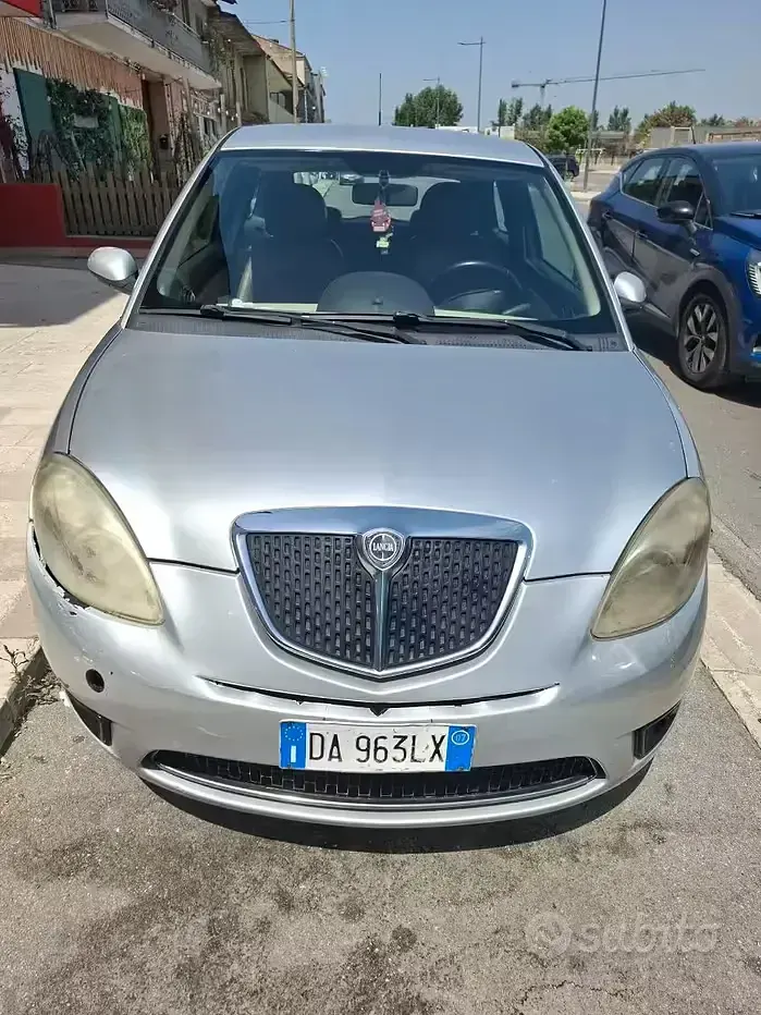 Usata Lancia Ypsilon 95 CV (69 kW) 2007 Grigio Utilitaria