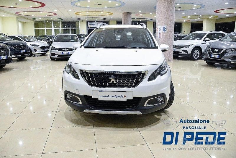 Usata Peugeot 2008 Allure 102 CV (75 kW) 2019 Bianco SUV