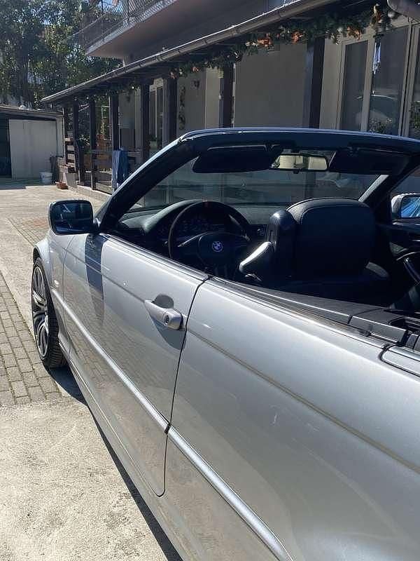 Usata BMW 320 Cabriolet 170 CV (125 kW) 2001 Cabrio
