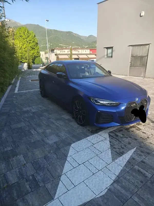 Usata BMW i4 Sport Line 400 kW (544 CV) 2022 Berlina