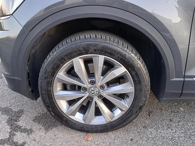 Usata VW T-Roc Style 150 CV (110 kW) 2019 Grigio SUV