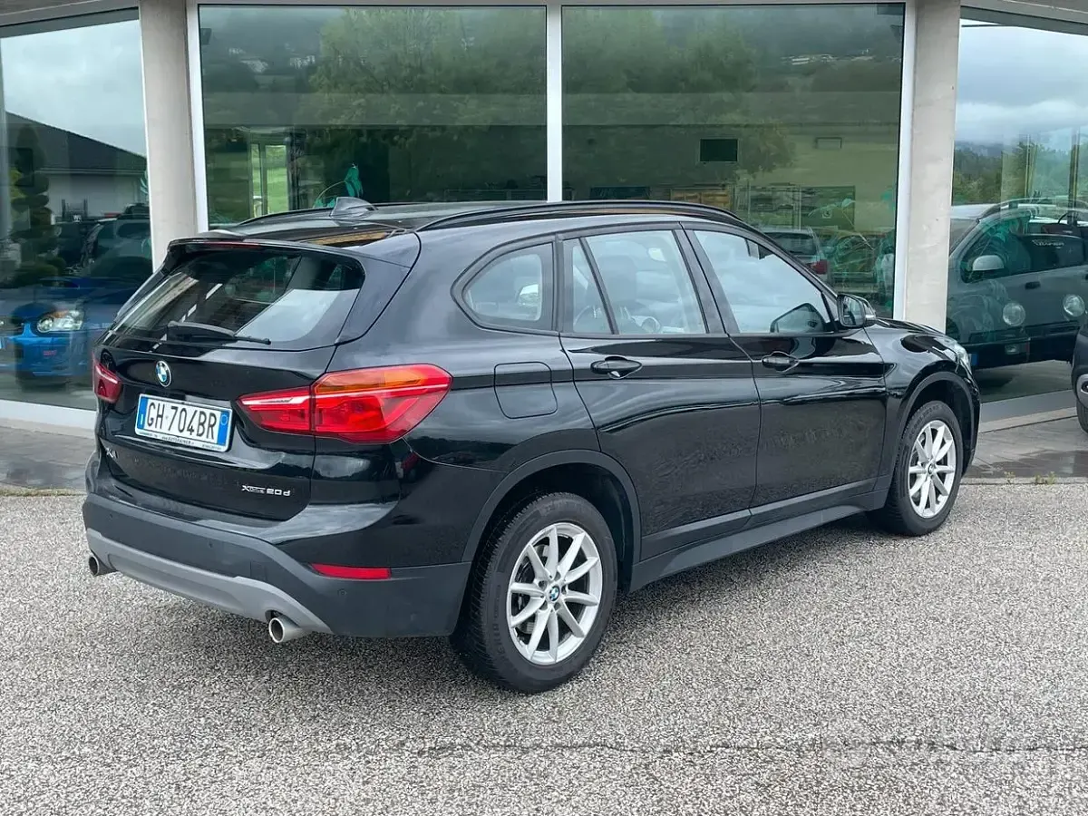 Usata BMW X1 190 CV (139 kW) 2018 Nero SUV