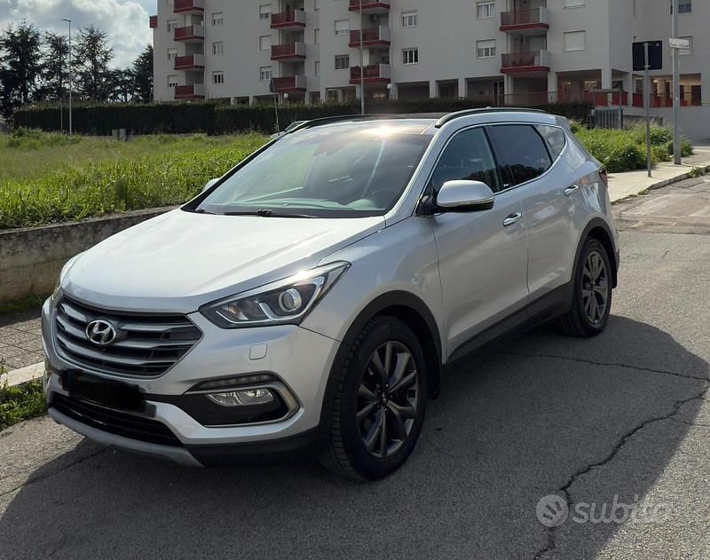 Usata Hyundai Santa Fe Xpossible 200 CV (147 kW) 2018 Grigio SUV